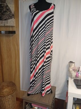 Love Striped Sleeveless Maxi Dress in Black, White & Pink